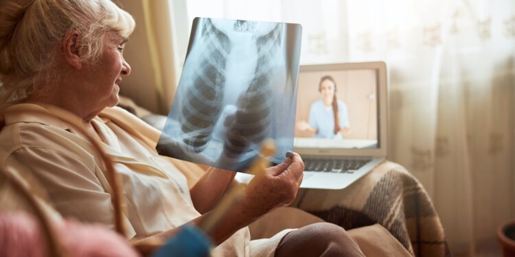 What is White Lung Pneumonia