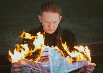 Medical Populism and Vaccinations