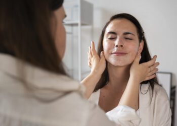 Home Remedies for Acne Scars