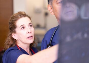 Practicing Medicine Under Consumer Scrutiny