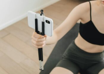 Perceptions of Viral Wellness Practices on Social Media: A Likert-Scale Survey for Informed Readers